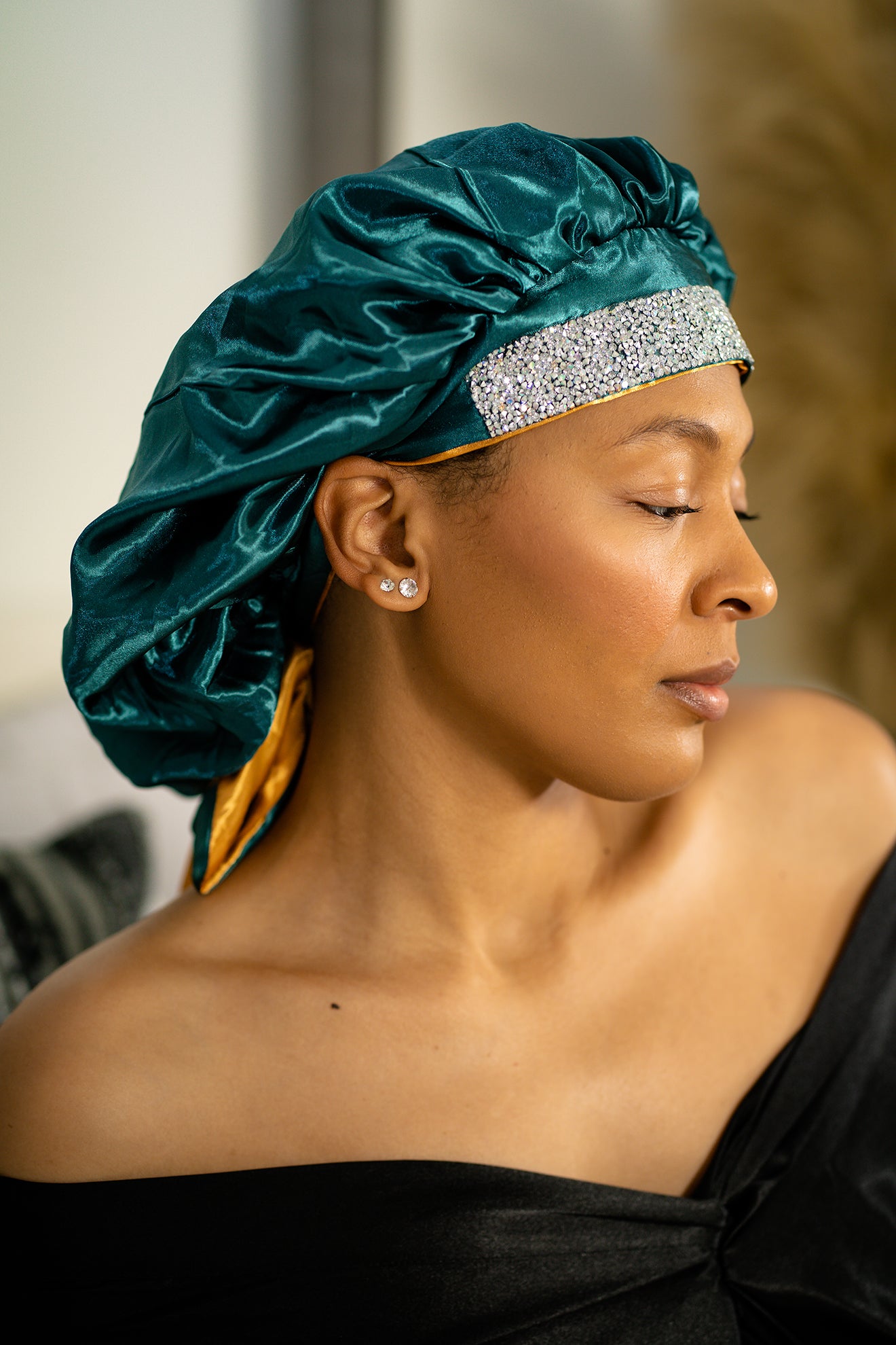 The Emerald Elegance - Baybee Bonnet